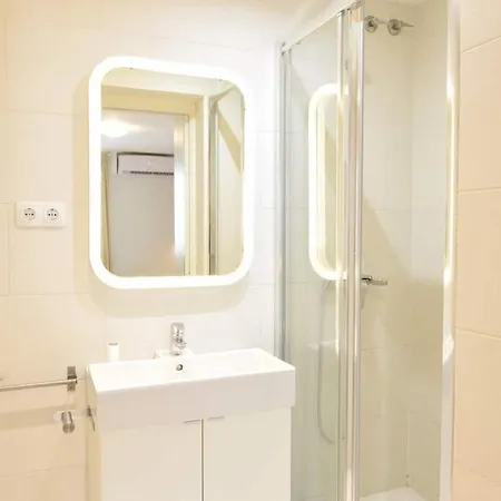 Pretty Apartment In The Heart * 루베